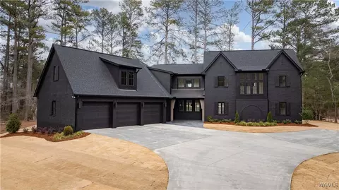15313 Marina Dr, Northport, AL 35475