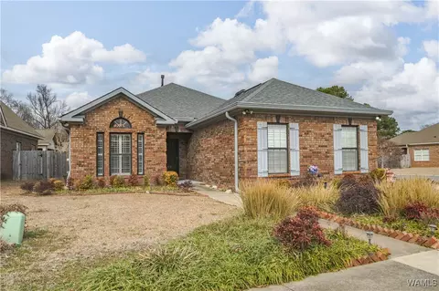 92 Murphy Place Dr, Tuscaloosa, AL 35405