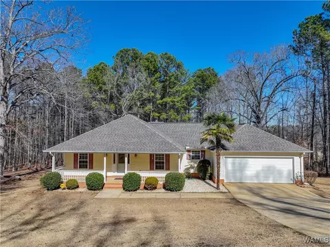 15173 Green Cir, Northport, AL 35475