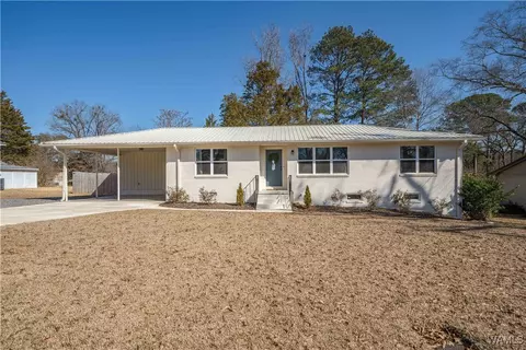 2709 Main Ave, Northport, AL 35476
