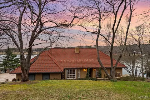 21036 Sharon Dr, Lake View, AL 35111