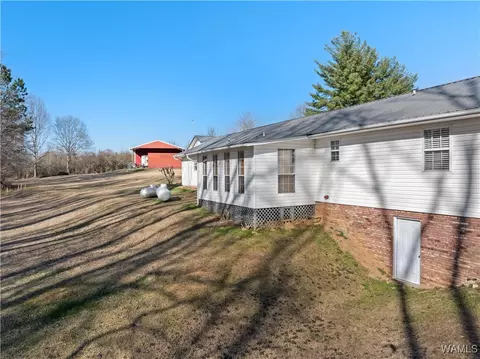 Exterior - 511 Lamon Chapel Loop, Jasper, AL 35503 photo 8 of 9