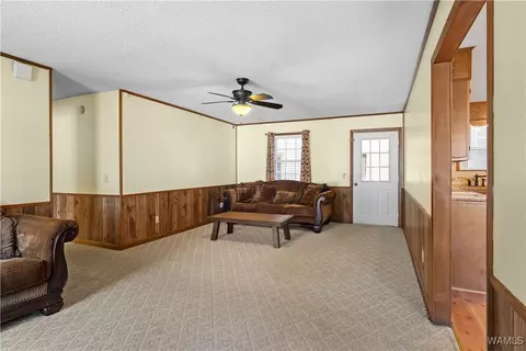 Living - 511 Lamon Chapel Loop, Jasper, AL 35503 photo 1 of 6