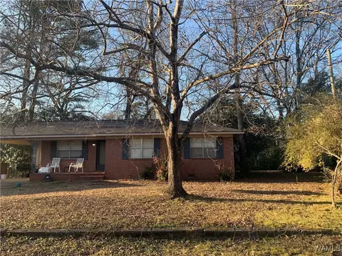 3300 28th Ct, Northport, AL 35476