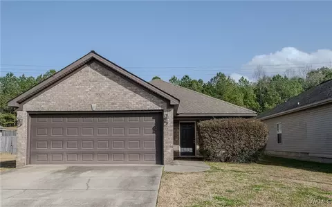 12961 Garden Creek Ln, Northport, AL 35473