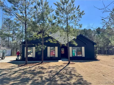 11876 Meadowview Dr, Northport, AL 35475