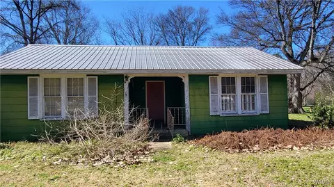 3018 52nd Ct, Tuscaloosa, AL 35401