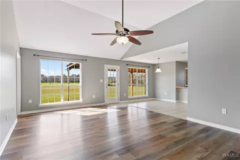 Living - 17517 E View Loop, Foley, AL 36535 photo 2 of 4