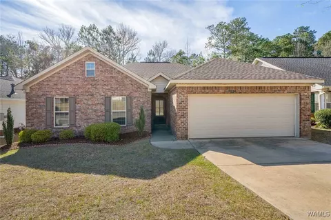 4950 Northwood Gardens Dr, Northport, AL 35473