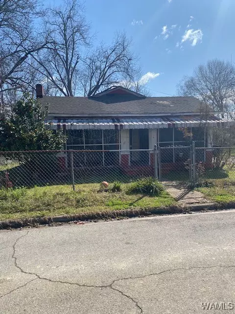 713 15th Ave, Northport, AL 35476