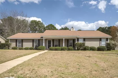 3705 Foxtrail Ln, Northport, AL 35473