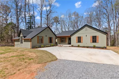 14201 Prewitt Loop Rd, Northport, AL 35475