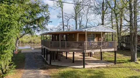 2194 Oak Village Rd, Akron, AL 35441
