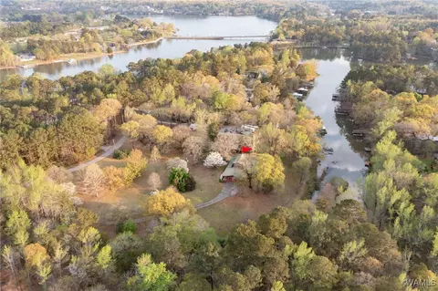 15496 Choctaw Trl, Northport, AL 35475