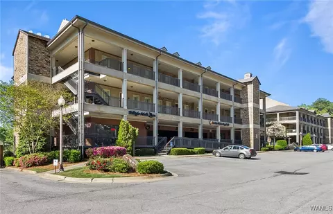 1650 Jack Warner Pkwy #1202, Tuscaloosa, AL 35401