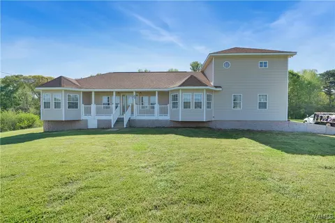 44 Maddox Rd, Nauvoo, AL 35578