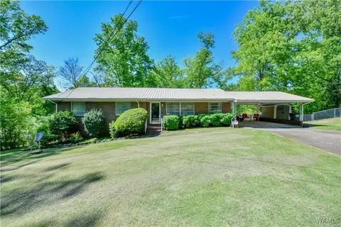 214 Mimosa Cir, Hueytown, AL 35023