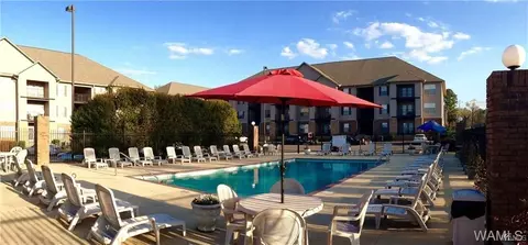 2301 Veterans Memorial Pkwy #313, Tuscaloosa, AL 35405