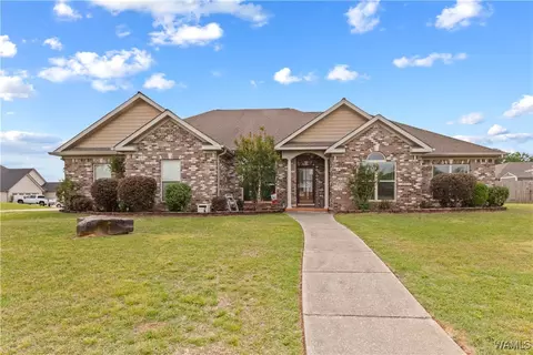 13908 Chase Pointe Ln, Northport, AL 35475