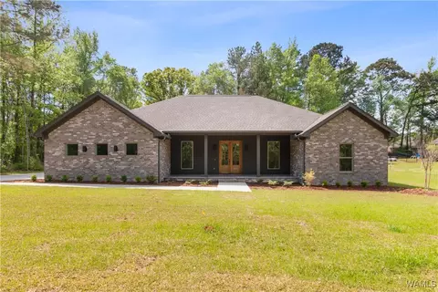 11138 Clear Lake Dr, Northport, AL 35475