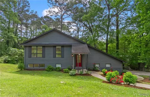 5205 Dove Creek Ave, Northport, AL 35473
