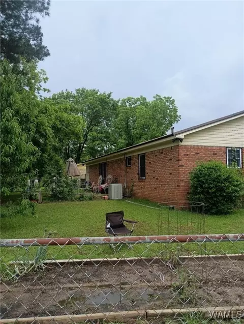 2909 Ozment Rd, Tuscaloosa, AL 35401