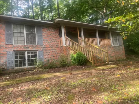 3301 Woodland Hills Dr, Tuscaloosa, AL 35405
