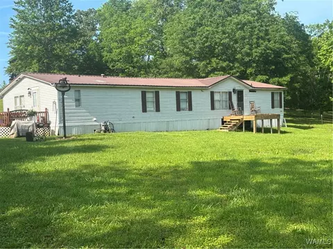 743 Greentree Dr, West Blocton, AL 35184