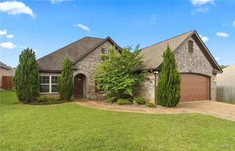 11542 Woodford St, Northport, AL 35475