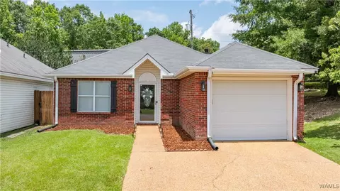 354 36th St, Northport, AL 35473