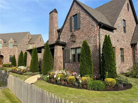 6135 Shrewsbury Ln, Tuscaloosa, AL 35406