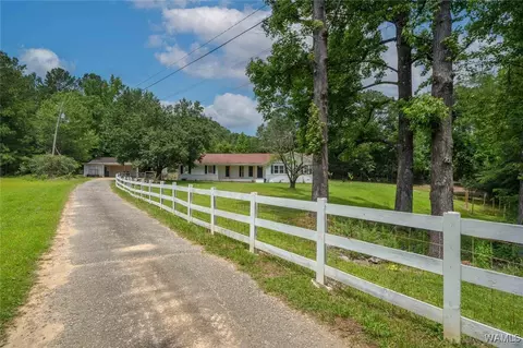 15120 Lakeland Forest Dr, Northport, AL 35475
