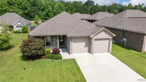 13982 Knoll Pointe Dr, Northport, AL 35475