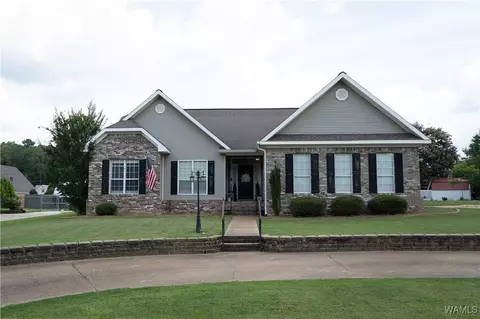 718 23rd St NW, Fayette, AL 35555