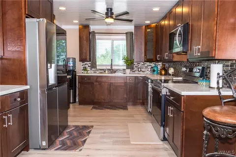 1102 N Washington St, Livingston, AL 35470
