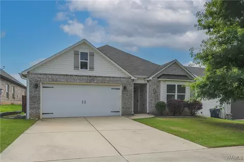 2758 Lily Cir, Northport, AL 35473