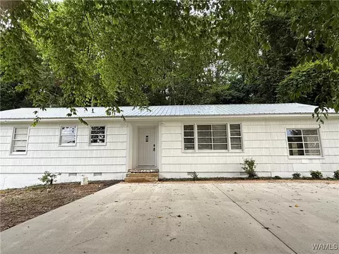 5 Dogwood Ln, Tuscaloosa, AL 35405