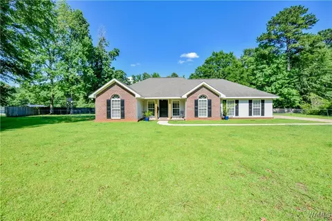 15311 Stonehedge Cliffs Rd, Northport, AL 35475