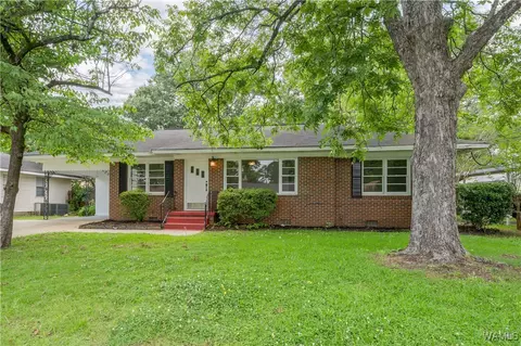 2300 18th Ave, Northport, AL 35476