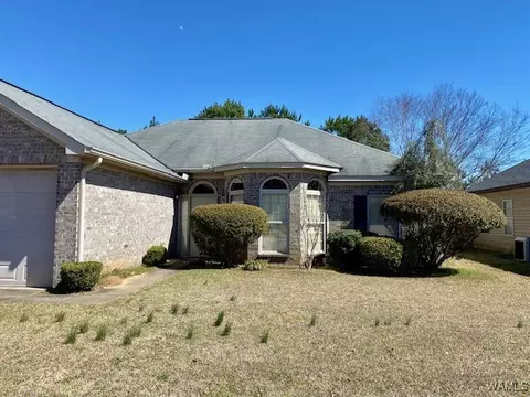 5207 Windsor Ln, Northport, AL 35473