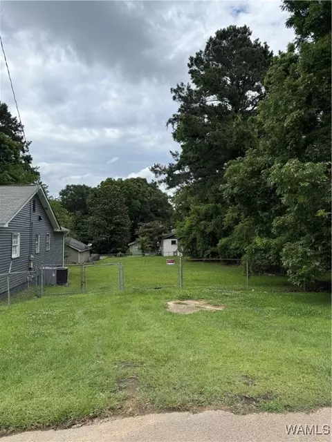 2118 5th St E, Tuscaloosa, AL 35404