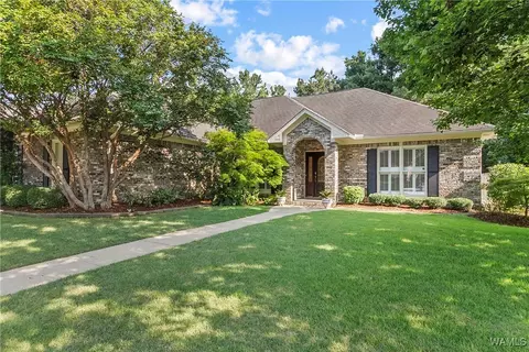 905 Pin Brook Ln, Tuscaloosa, AL 35406
