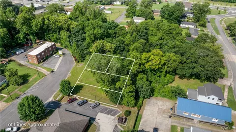 2918 8th St, Tuscaloosa, AL 35401
