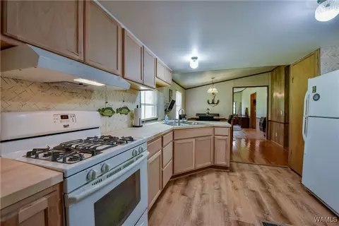 Kitchen - 354 Gross Rd, Parrish, AL 35580 photo 1 of 5