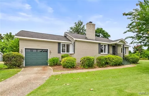 7 Hillcrest # A, Tuscaloosa, AL 35401