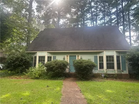 728 Jennifer Dr E, Tuscaloosa, AL 35404