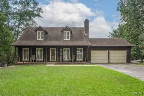 11018 Lake Hills Cir, Northport, AL 35475