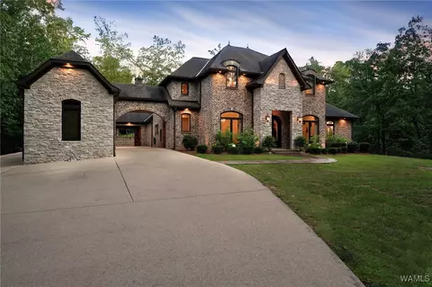 10470 Daystar Dr, Tuscaloosa, AL 35405