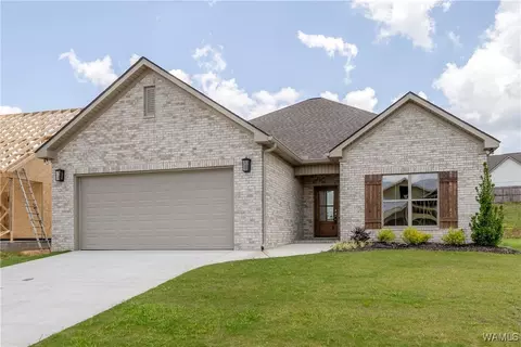 13761 Blackoak Dr, Northport, AL 35475