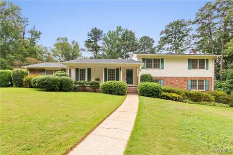 3813 Somerset Pl, Tuscaloosa, AL 35405